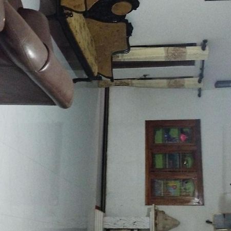 Pethum Holiday Home Anuradhapura Kültér fotó