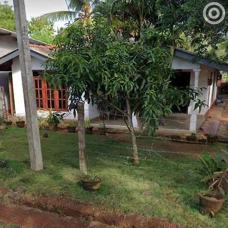 Pethum Holiday Home Anuradhapura Kültér fotó